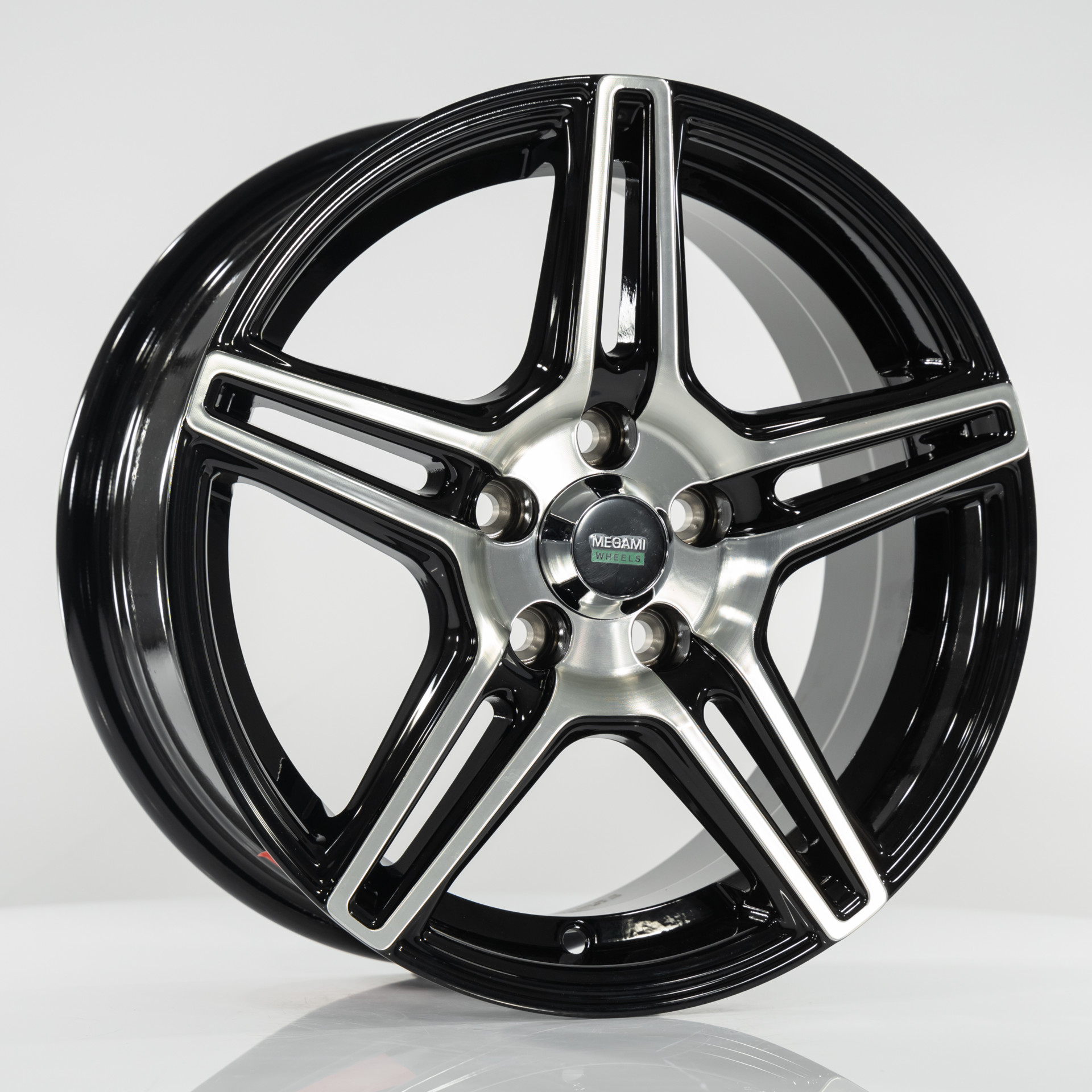 Megami MGM-38 6.5x15/5x100 ET40 D57.1 BKF