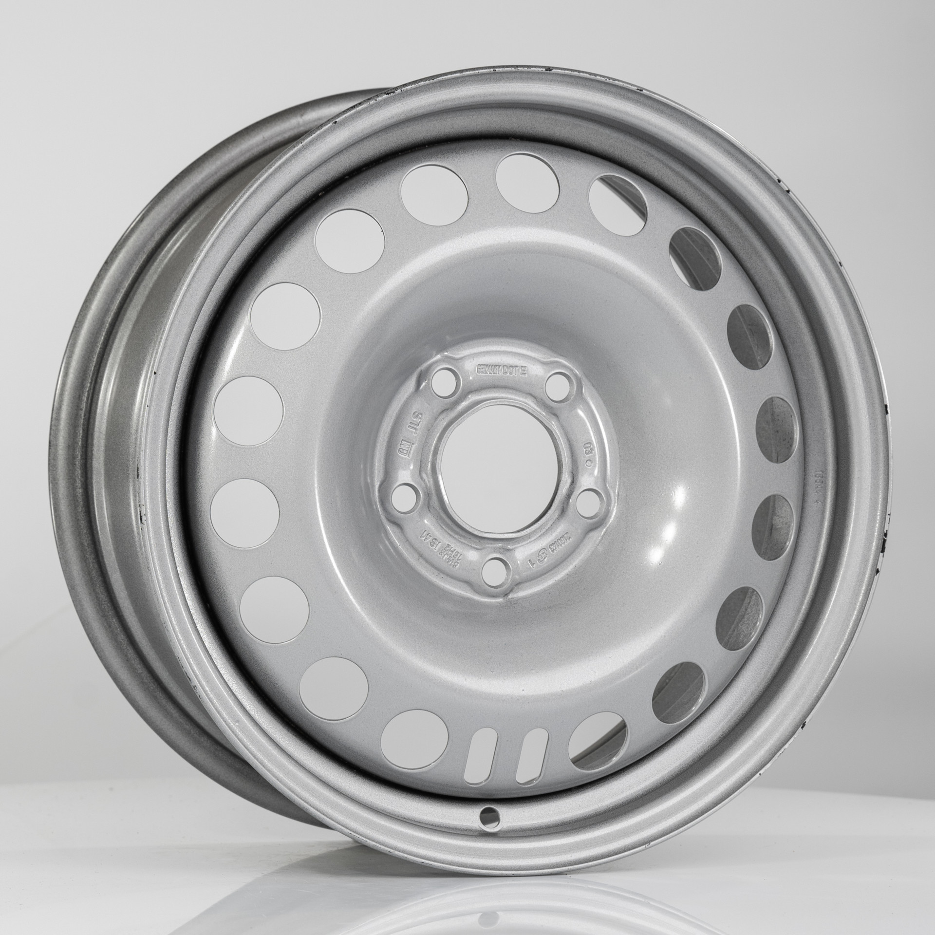 LEMMERZ 6.5x16/5x115 ET41 D70.2 Silver