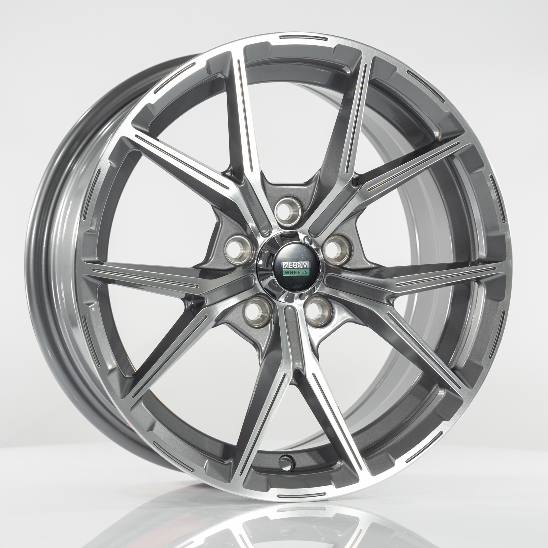 Megami MGM-22 6.5x15/5x100 ET38 D57.1 GMF