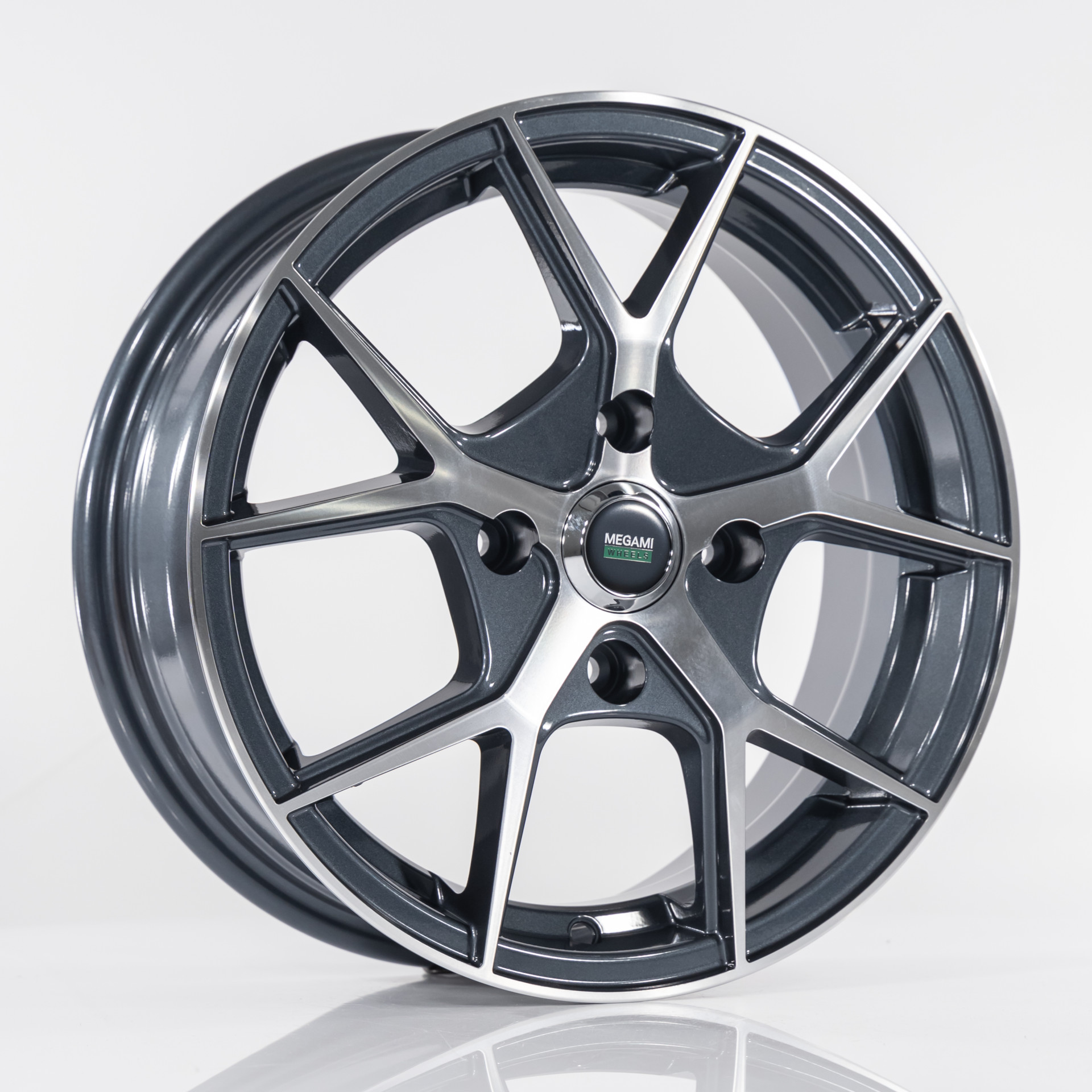 Megami MGM-18FF 6x15/4x114.3 ET40 D66.1 GMF