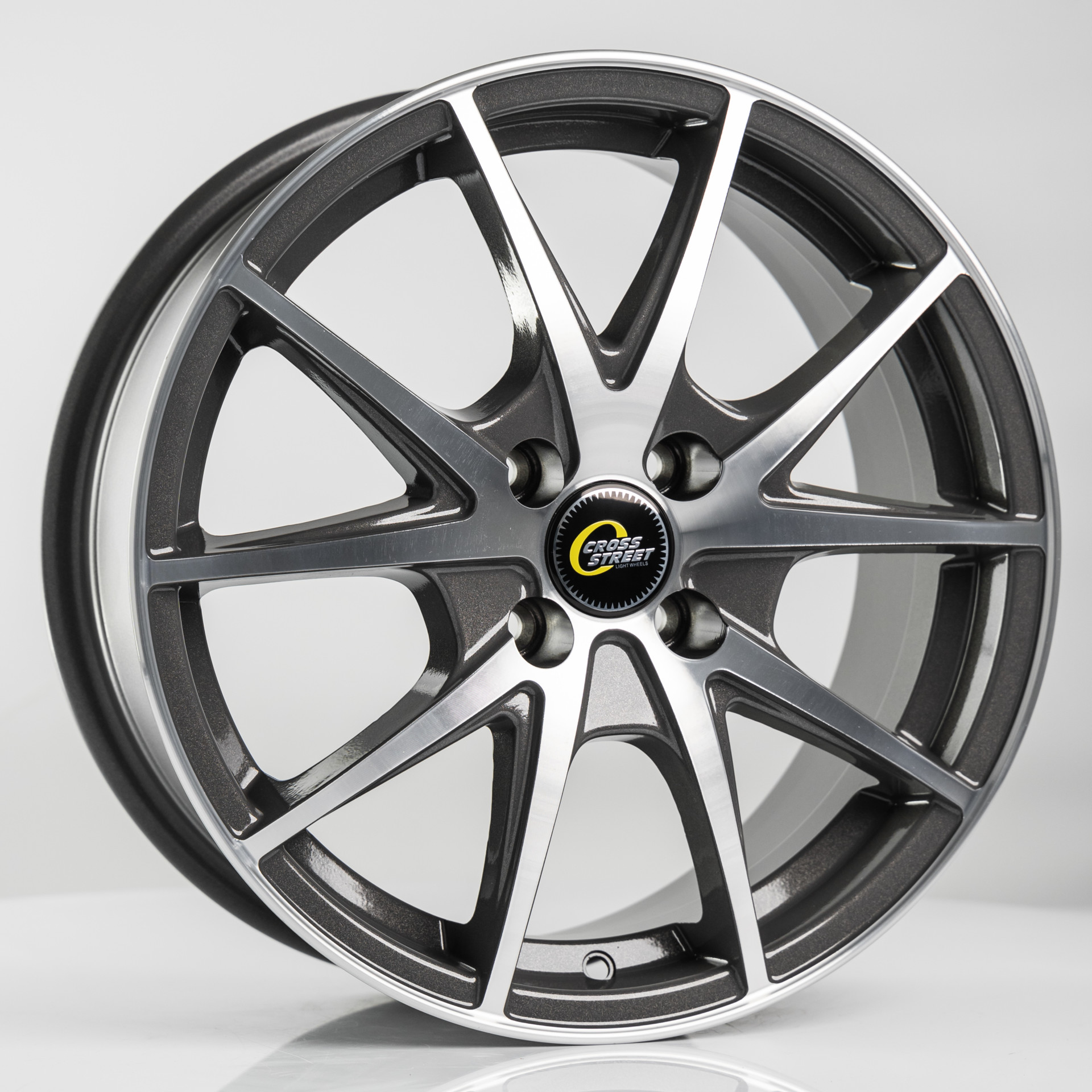 CROSS_STREET_Россия CROSS STREET CR-17 6x15/4x100 ET46 D54.1 GMF