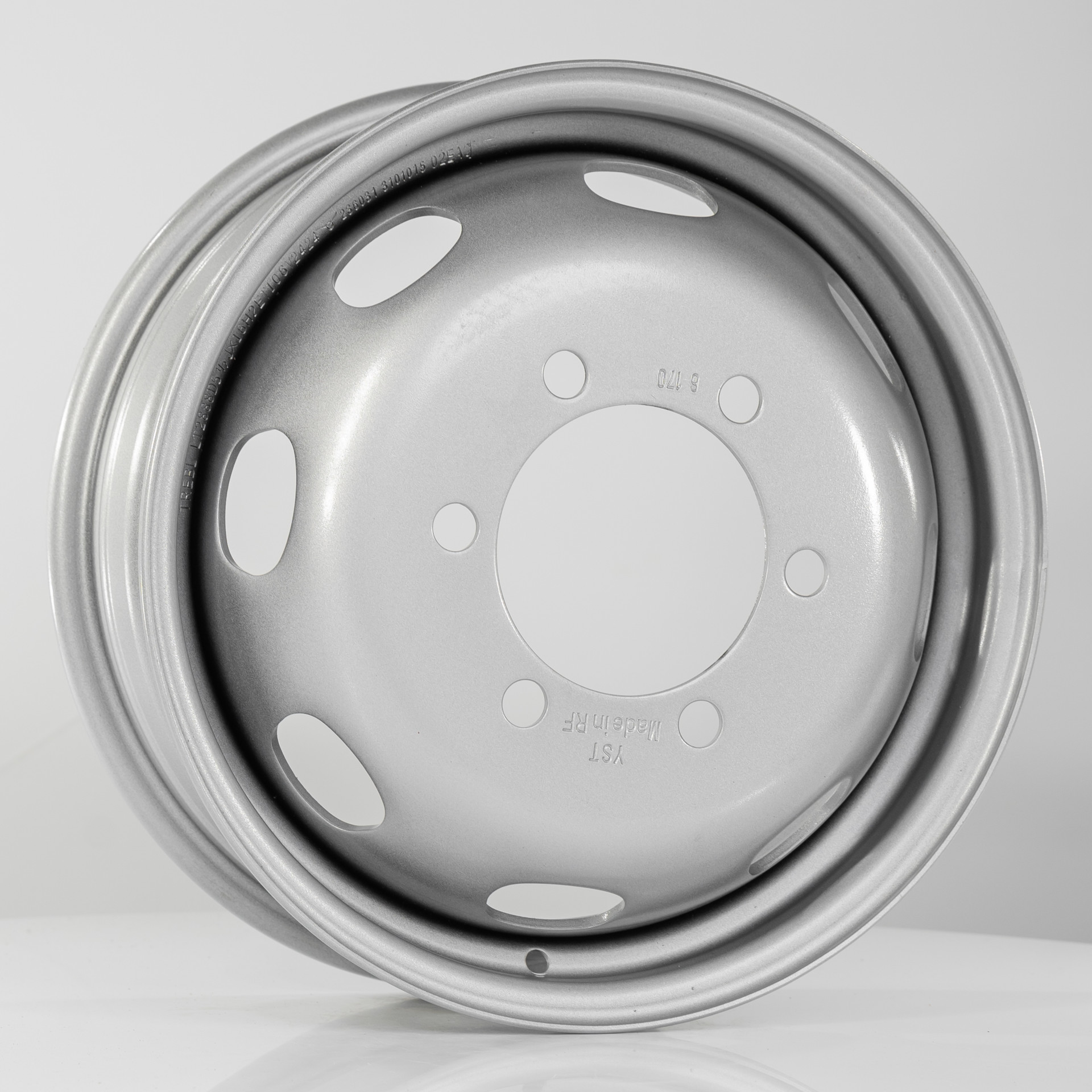 TREBL LT2888D_P (палета) 5.5x16/6x170 ET106 D130 Silver