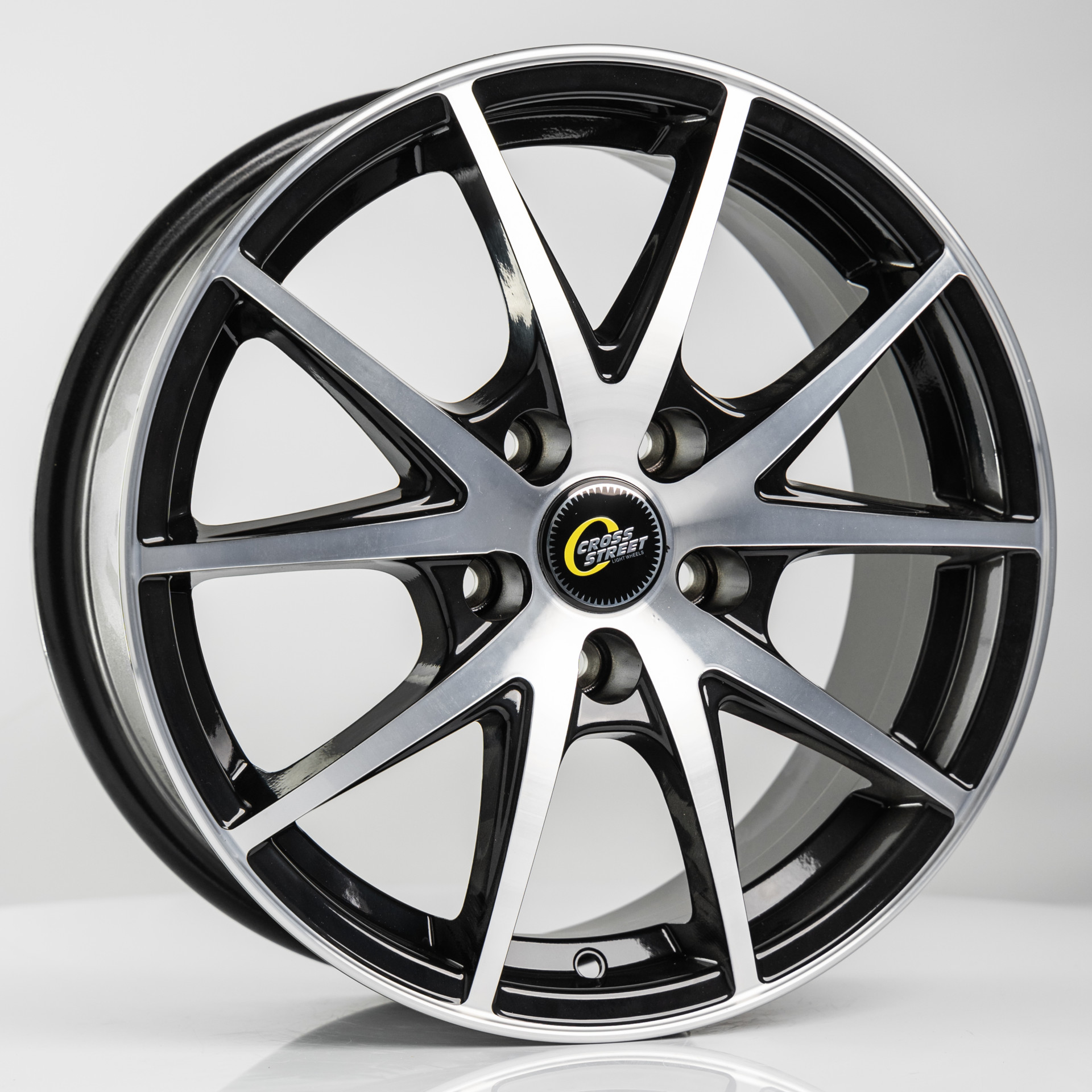 CROSS_STREET_Россия CROSS STREET CR-17 6x15/5x114.3 ET43 D66.1 BKF