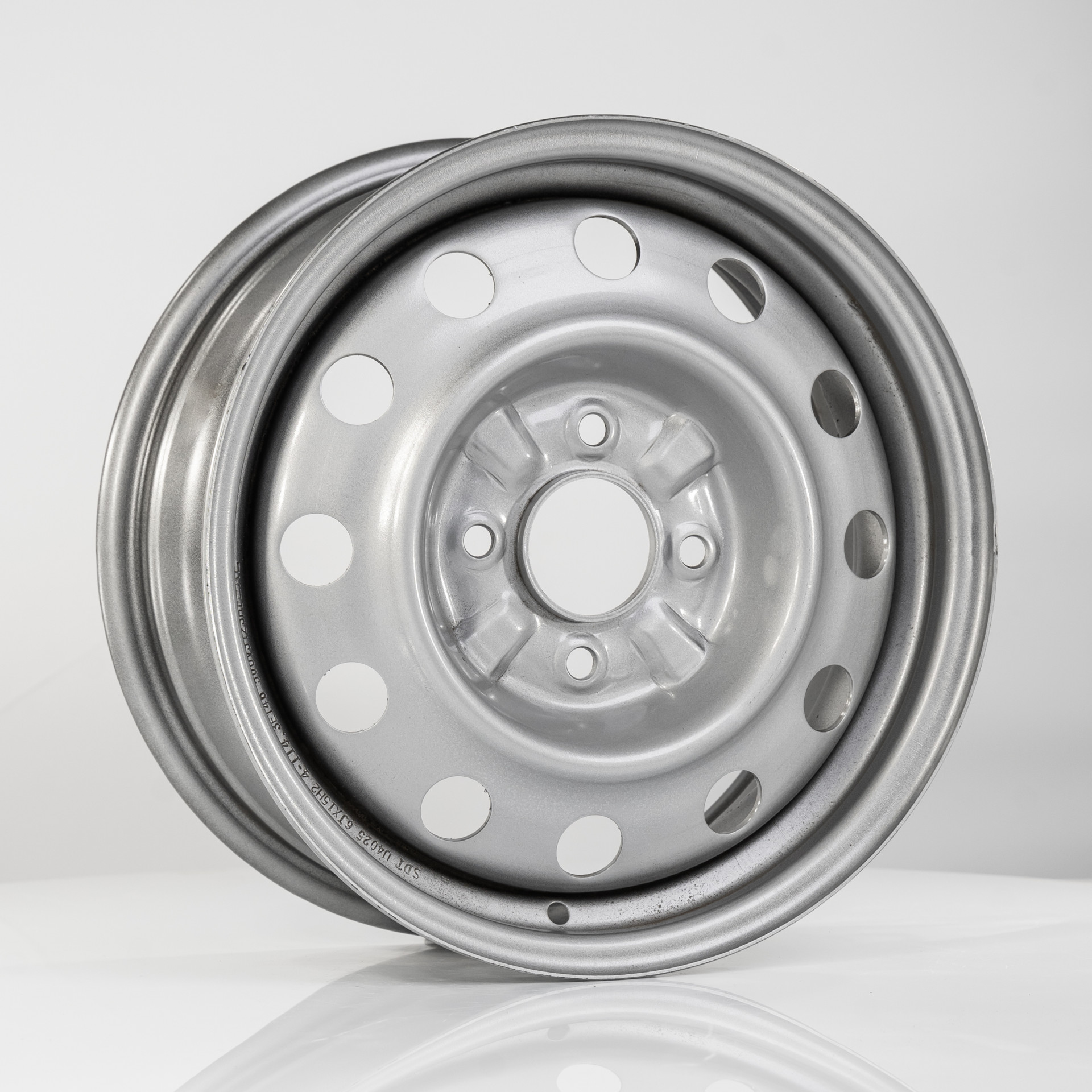 SDT U4025_P (палета) 6x15/4x114.3 ET46 D67.1 Silver