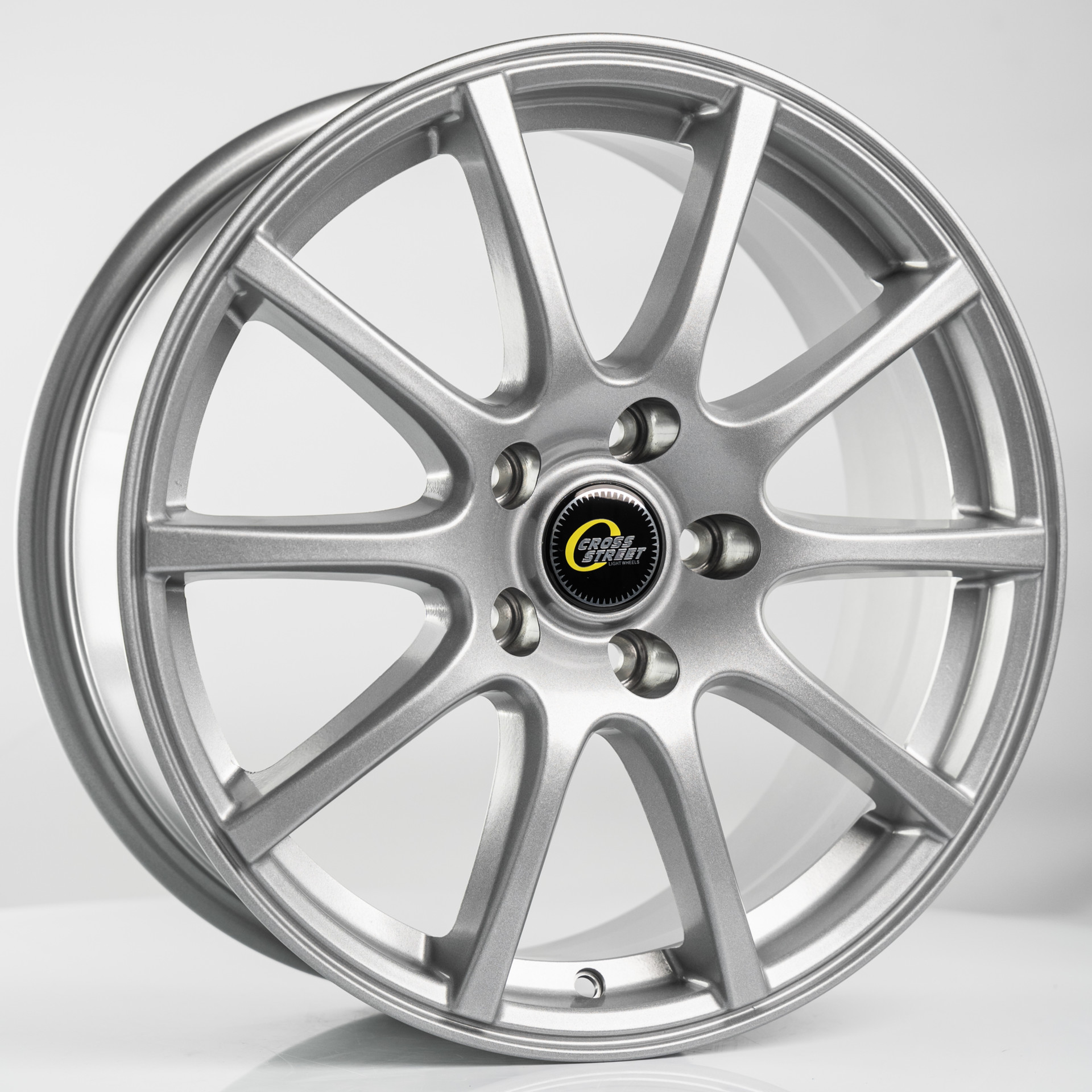 CROSS_STREET_Россия CROSS STREET CR-16(A1251) 6x15/5x100 ET40 D57.1 S