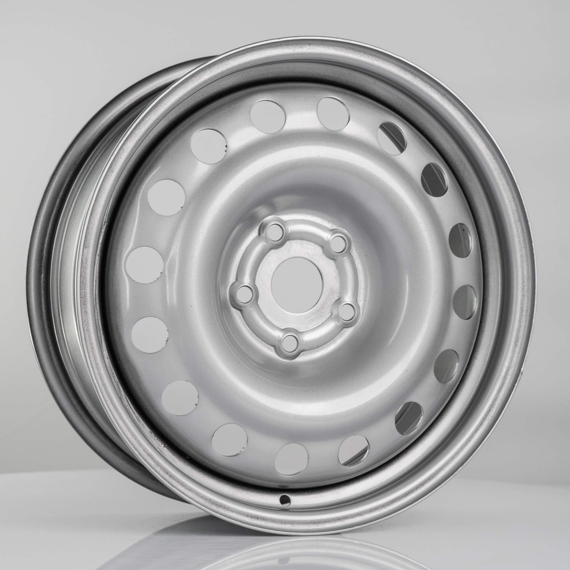 TREBL X40958 (коробка) 6.5x17/5x114.3 ET45 D54.1 Silver