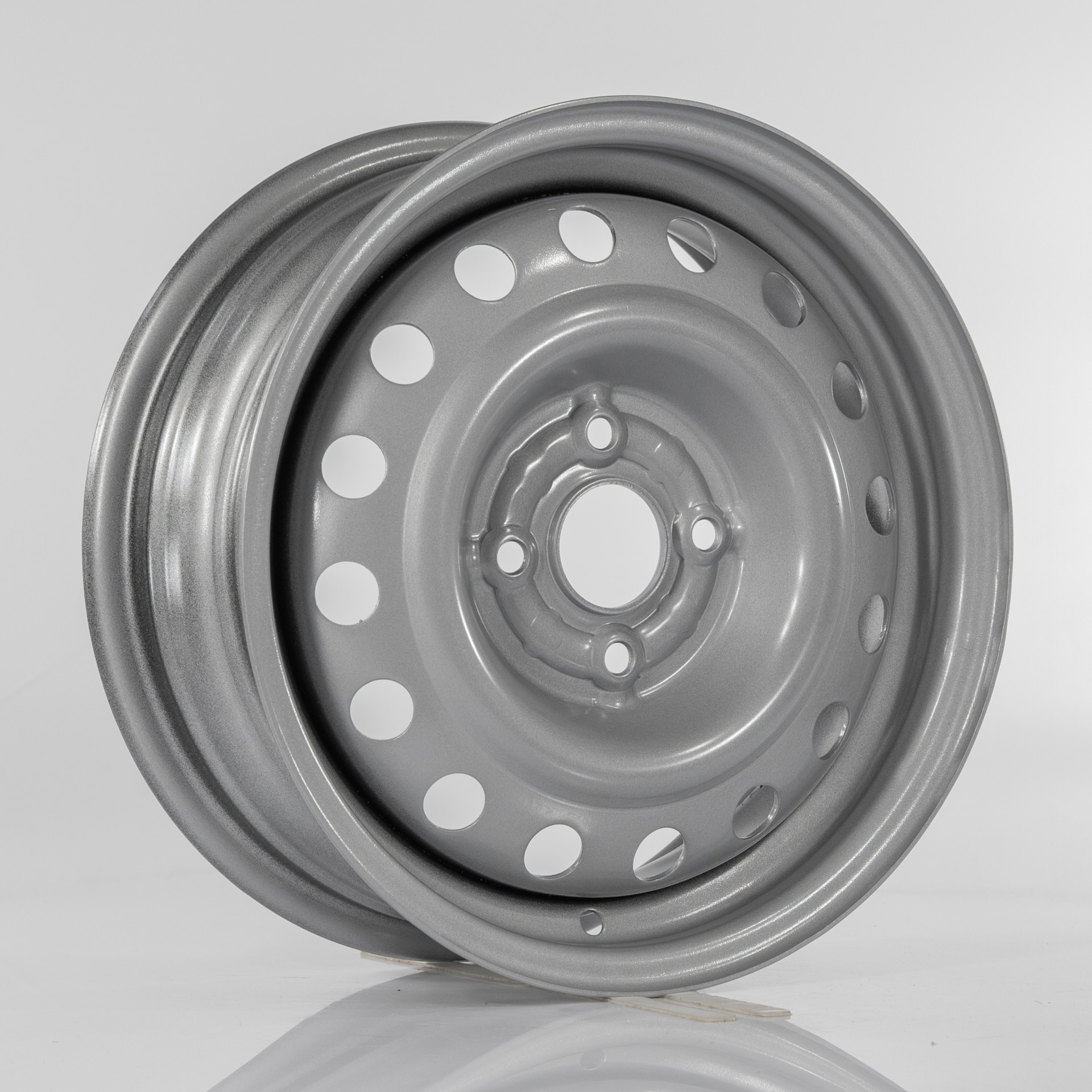 TREBL 6205T (коробка) 5.5x14/4x100 ET40 D54.1 Silver