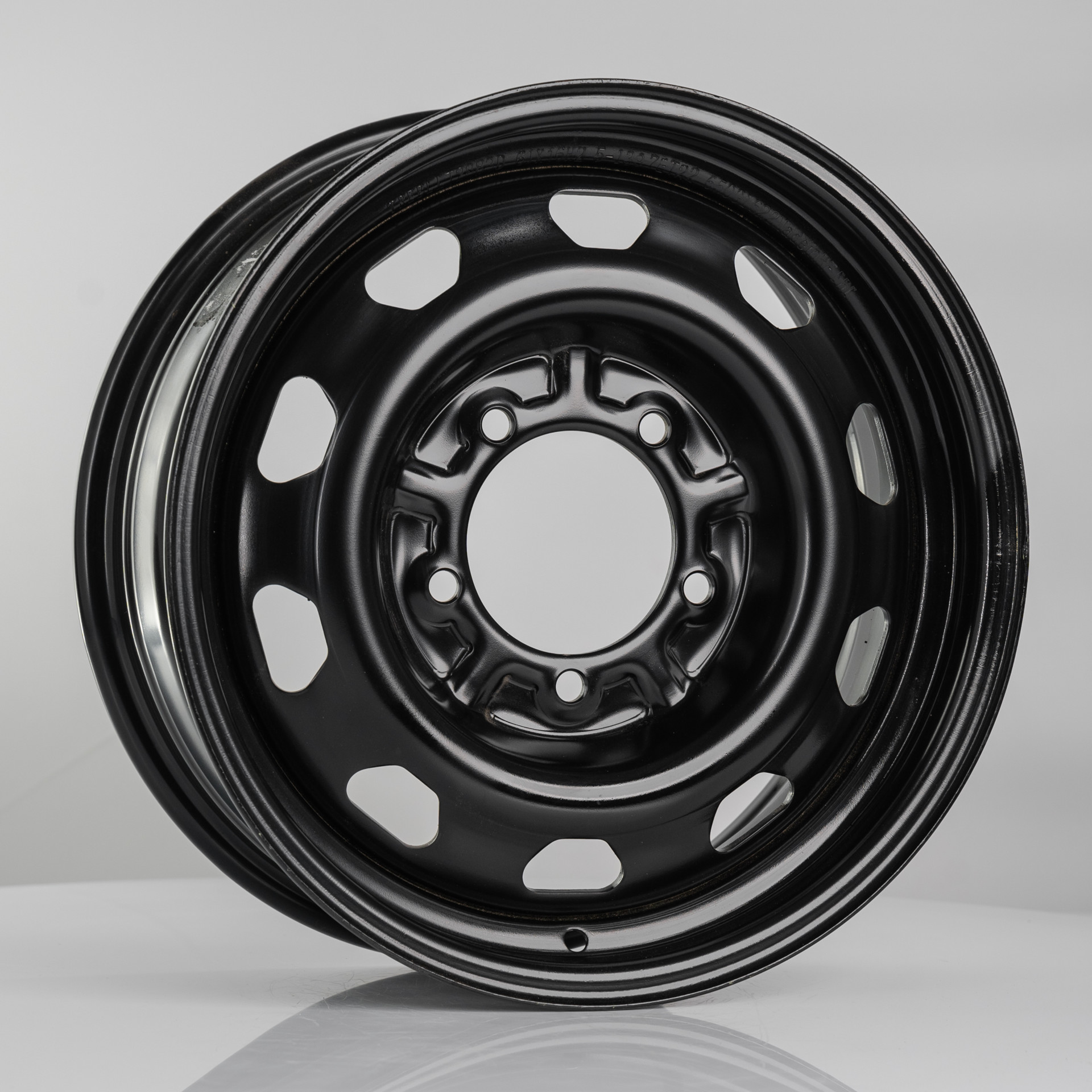 TREBL LT2883D UAZ PATRIOT_P (палета) 6.5x16/5x139.7 ET40 D108.6 Black